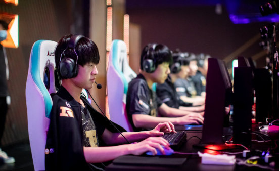 而天津男篮 而天津男篮